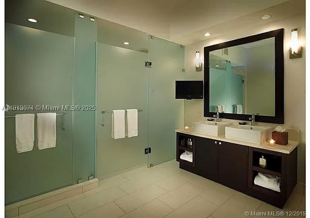 Photo 2 of Condo for sale at 5300 Nw 87th Ave #802, Doral, FL 33178 | MLS# A11913074 | Listing updated on 2026-08-11