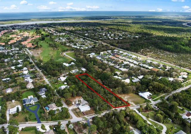 4th image of 4975 Se Manatee Cove Rd, Stuart, FL 34997 | MLS# R11140324