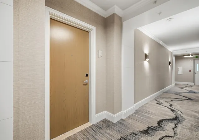 5th image of 3800 N Ocean Dr #717, Singer Island, FL 33404 | MLS# R11140396