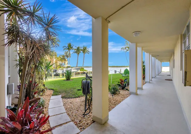 Homes for sale in North Palm Beach, FL | 105 Paradise Harbour Blvd #109, North Palm Beach, FL 33408 | MLS# R11140435