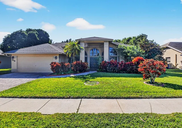 Homes for sale in Royal Palm Beach, FL | 172 Monterey Wy, Royal Palm Beach, FL 33411 | MLS# R11140624