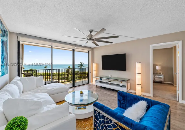 3rd image of 300 Ocean Trail Way #406, Jupiter, FL 33477 | MLS# A11913525