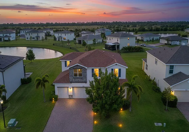 Homes for sale in Port St Lucie, FL | 12623 Nw Copper Creek Dr, Port St Lucie, FL 34987 | MLS# R11141137