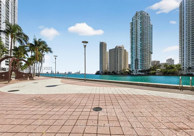 Homes for sale in Miami, FL | 300 S Biscayne Blvd #T-2407, Miami, FL 33131 | MLS# A11915317