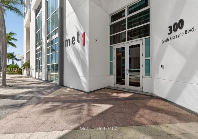 Homes for sale in Miami, FL | 300 S Biscayne Blvd #T-2407, Miami, FL 33131 | MLS# A11915317