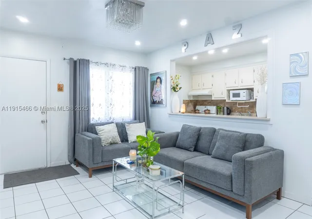 Photo 3 of Condo for sale at 122 Ne 204th St #3, Miami, FL 33179 | MLS# A11915466 | Listing updated on 2025-11-21