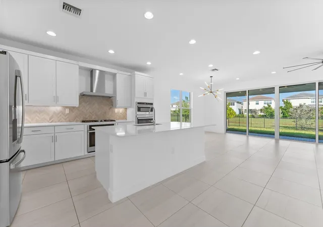 4th image of 1346 Harvester Xing, Loxahatchee, FL 33470 | MLS# R11141340