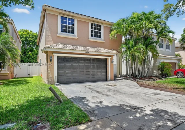Photo 3 of Single family home for sale at 1579 Briar Oak Dr, Royal Palm Beach, FL 33411 | MLS# A11915910 | Listing updated on 2026-10-08
