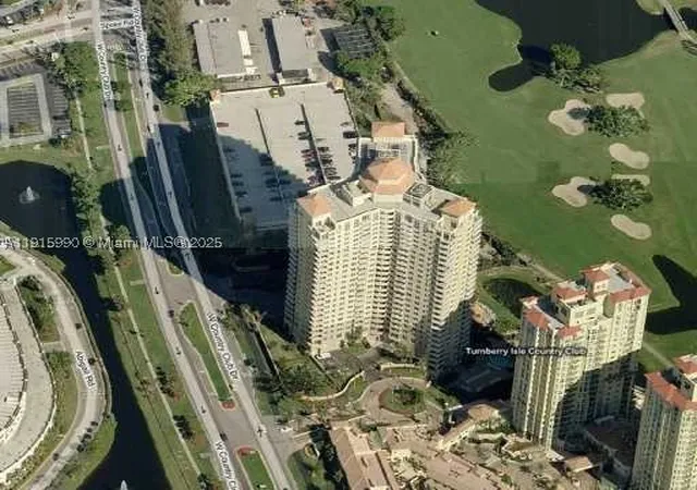 2nd image of 19501 W Country Club Dr #PH-06, Aventura, FL 33180 | MLS# A11915990