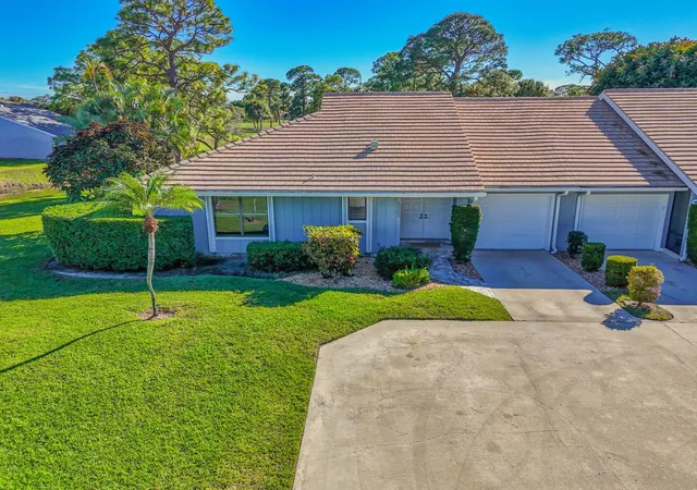 Homes for sale in Palm Beach Gardens, FL | 13302 Touchstone Pl, Palm Beach Gardens, FL 33418 | MLS# R11141565