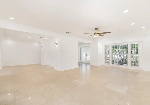 5th image of 3517 N Flagler Dr, West Palm Beach, FL 33407 | MLS# R11141642