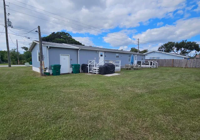 5th image of 3222 Se 34Th Ave, Okeechobee, FL 34974 | MLS# R11141634