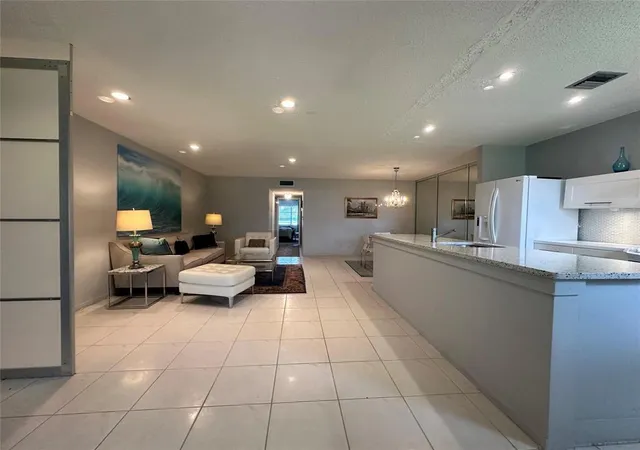 3rd image of 14492 Canalview Dr, Delray Beach, FL 33484