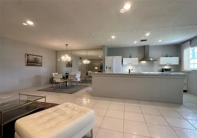 4th image of 14492 Canalview Dr, Delray Beach, FL 33484