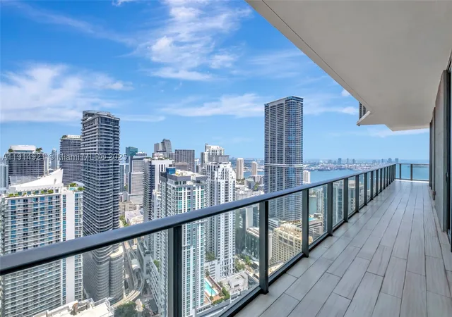 2nd image of 1300 S Miami Ave #PH5001, Miami, FL 33130 | MLS# A11914921