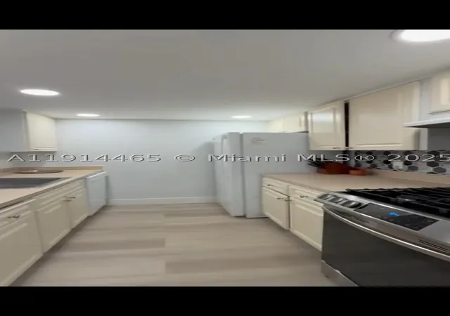 2nd image of 17901 Nw 68 Ave #T-205, Hialeah, FL 33015 | MLS# A11914465