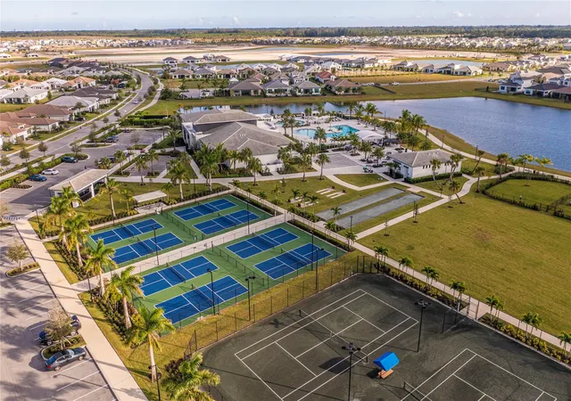 30th image of 5230 Rivo Alto Cir, Loxahatchee, FL 33470 | MLS# F10536194