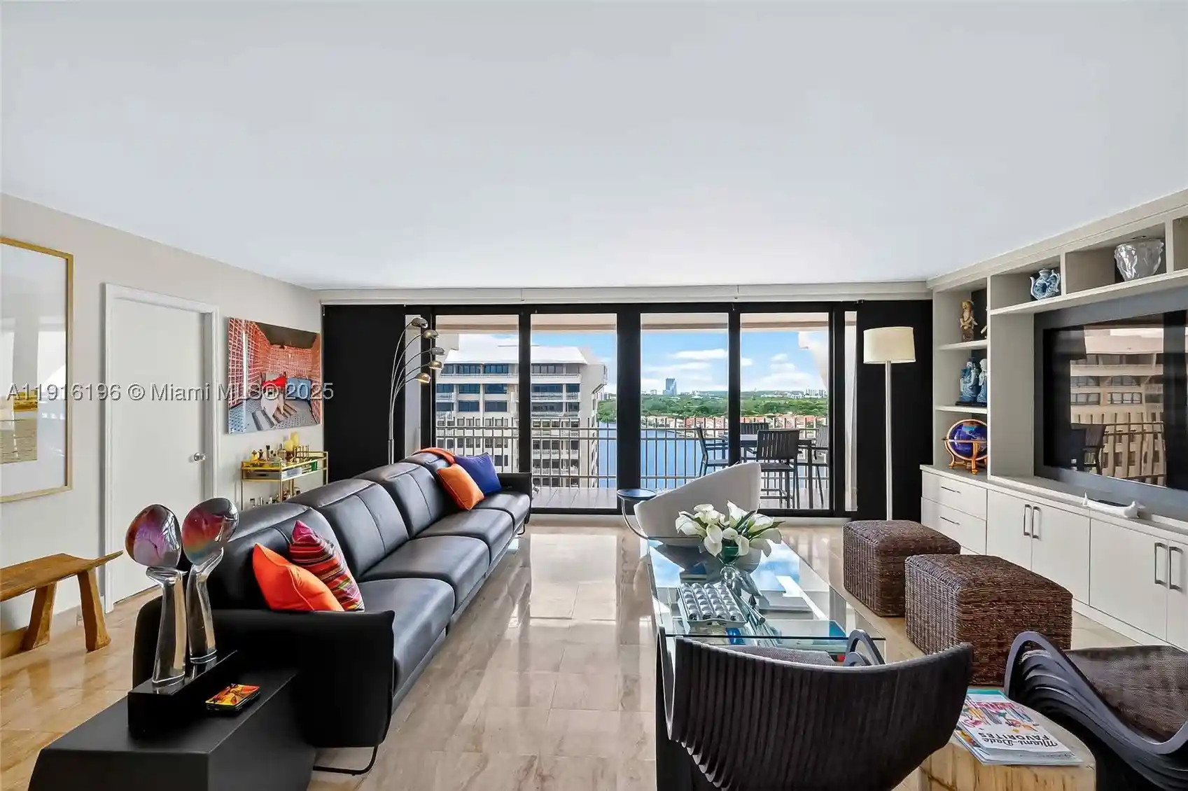Listing Photo 2 - Condo for sale in 2 Grv Isle Dr located at 2 Grv Isle Dr, Miami, FL 33133 - Unit #B1804