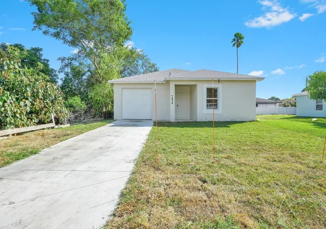 Homes for sale in Lantana, FL | 7874 Griswold St, Lantana, FL 33462 | MLS# F10537837