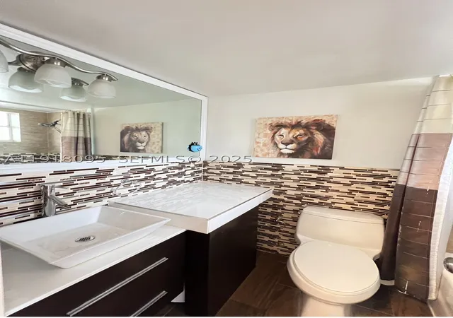Homes for sale in North Bay Village, FL | 7904 West Dr #111, North Bay Village, FL 33141 | MLS# A11918095