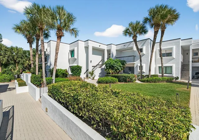 Homes for sale in Indian River Shores, FL | 5790 Hwy A1A #1a, Indian River Shores, FL 32963 | MLS# R11142624