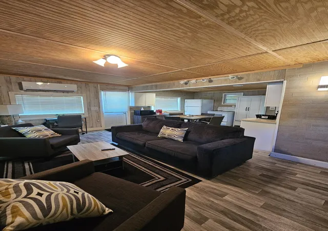 4th image of 1087 Dusty Ln, Moore Haven, FL 33471 | MLS# R11142633