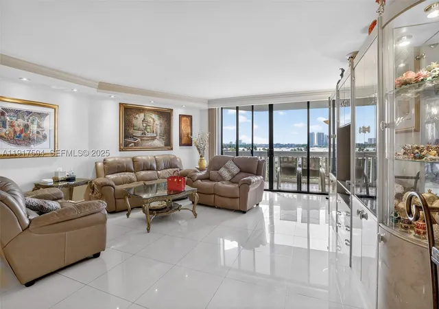 1st image of 1000 W Island Blvd #602, Aventura, FL 33160 | MLS# A11917504