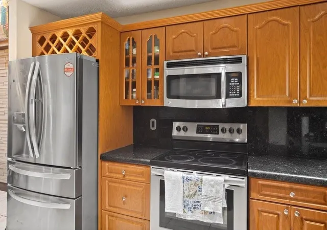 2nd image of 9824 Nw 36th St #9824, Sunrise, FL 33351 | MLS# F10538132