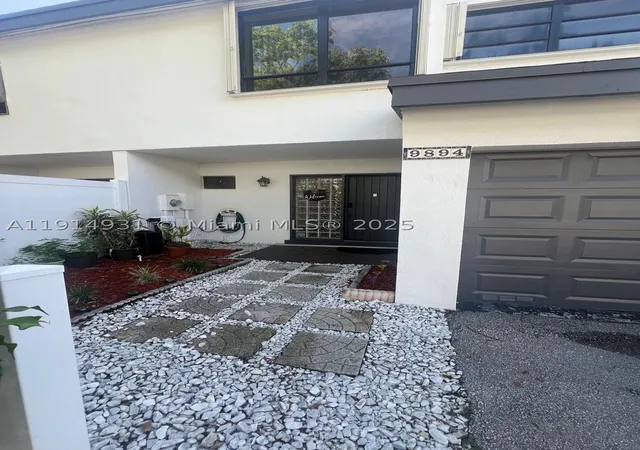Photo 2 of Townhouse for sale at 9894 Fairway Cove Ln, Plantation, FL 33324 | MLS# A11914931 | Listing updated on 2026-10-08