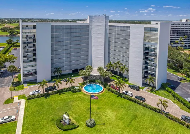 Homes for sale in North Palm Beach, FL | 336 Golfview Rd #518, North Palm Beach, FL 33408 | MLS# R11143090