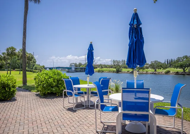 Homes for sale in North Palm Beach, FL | 336 Golfview Road, North Palm Beach, FL 33408 | Houzeo