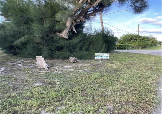 Homes for sale in Vero Beach, FL | 2432 42Nd St, Vero Beach, FL 32967 | MLS# R11143191