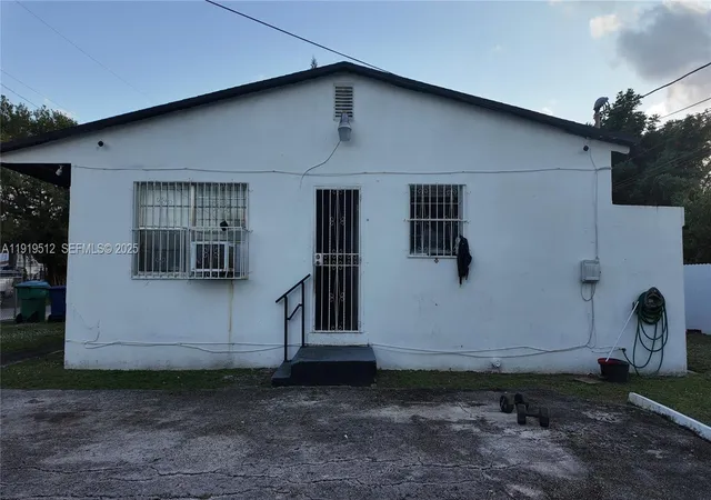 4th image of 9700 Nw 20Th Ave, Miami, FL 33147 | MLS# A11919512