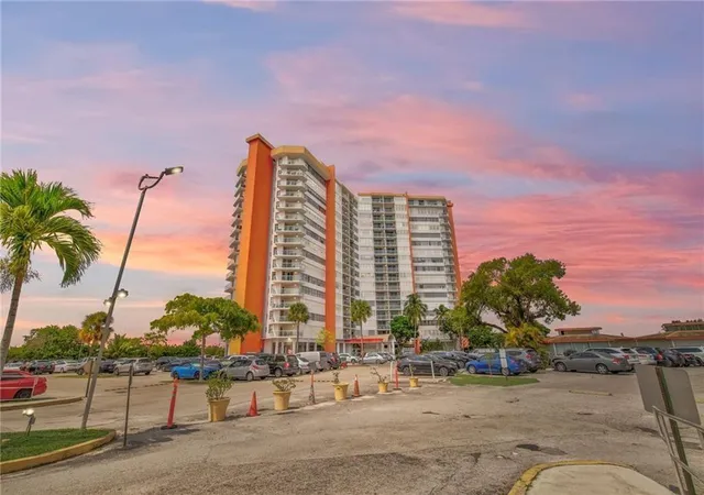 Homes for sale in Miami, FL | 1301 Ne Miami Gardens Dr #1721w, Miami, FL 33179 | MLS# F10538457