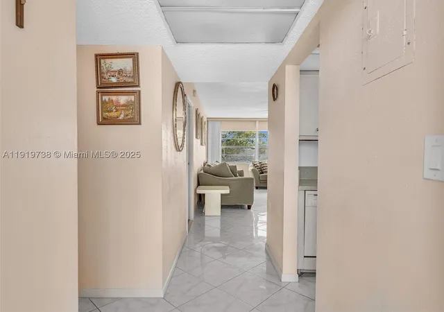 Listing Photo 3 - Condo for sale in building located at 5102 Nw 36Th St, Lauderdale Lakes, FL 33319 - Unit #607