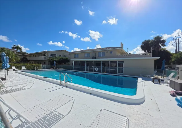 Homes for sale in Lighthouse Point, FL | 2131 Ne 42nd Ct #208e, Lighthouse Point, FL 33064 | MLS# F10538398