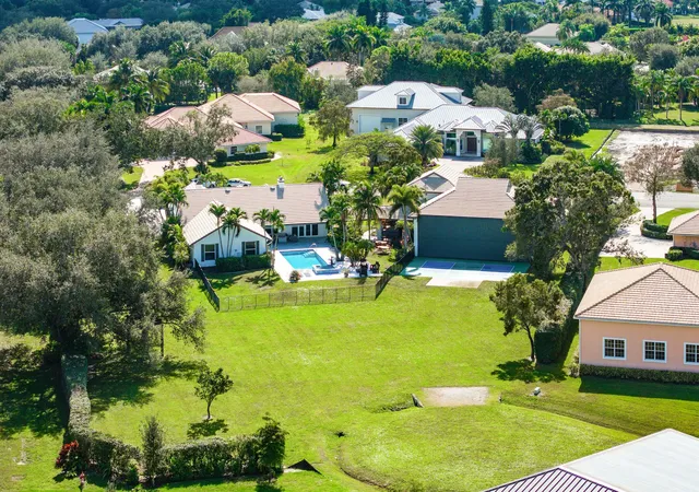1st image of 15535 Sunward St, Wellington, FL 33414 | MLS# R11143429