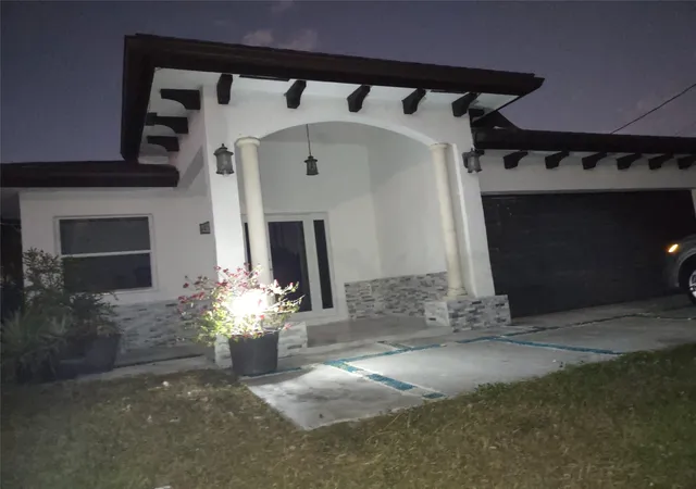 Homes for sale in West Park, FL | 4819 Sw 21st St, West Park, FL 33023 | MLS# F10538545