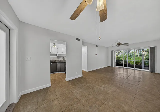 Homes for sale in Lighthouse Point, FL | 2151 Ne 42 Nd Ct, Lighthouse Point, FL 33064