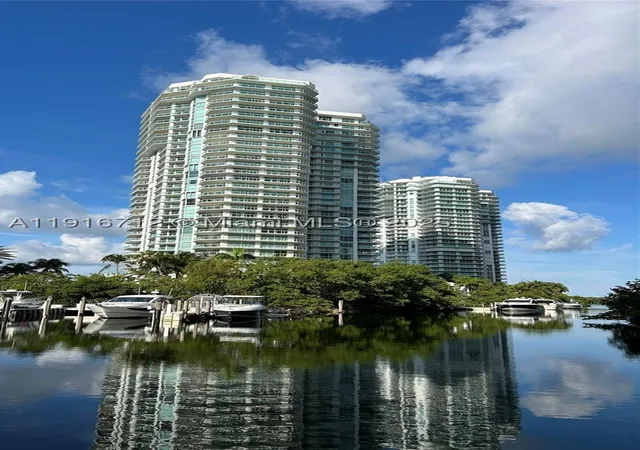 Photo 2 of Condo for sale at 16400 Collins Ave #1246, Sunny Isles Beach, FL 33160 | MLS# A11916712 | Listing updated on 2025-11-28