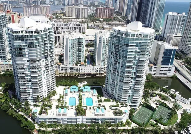 Photo 3 of Condo for sale at 16400 Collins Ave #1246, Sunny Isles Beach, FL 33160 | MLS# A11916712 | Listing updated on 2025-11-28