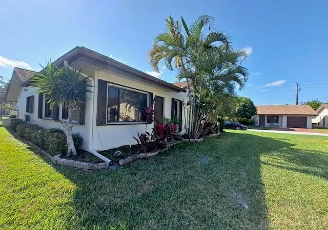 Homes for sale in Deerfield Beach, FL | 2377 Sw 16Th Dr, Deerfield Beach, FL 33442 | MLS# F10538691