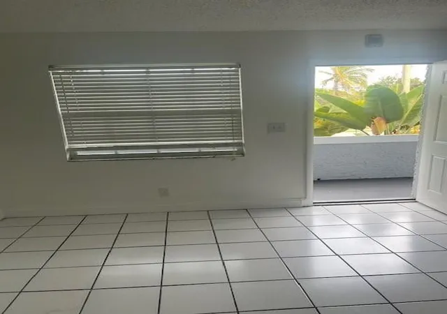 5th image of 900 Ne 26Th St, Wilton Manors, FL 33305