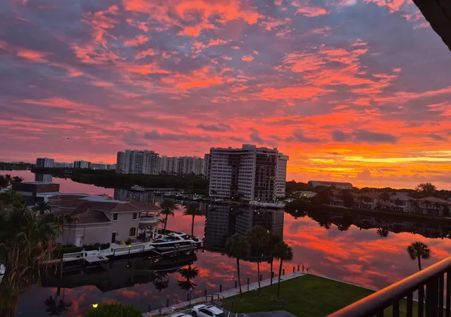 2nd image of 899 Jeffery St #710, Boca Raton, FL 33487 | MLS# F10537921