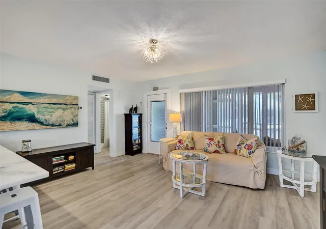 Homes for sale in Fort Lauderdale, FL | 4848 Ne 23 Ave #9C, Fort Lauderdale, FL 33308 | MLS# F10538856