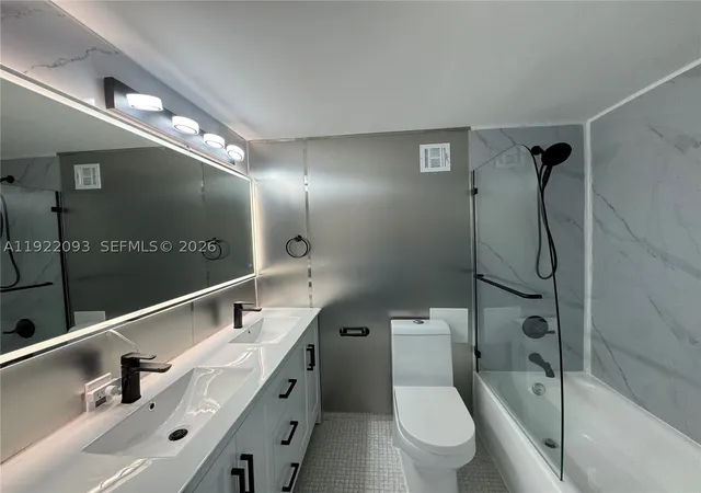 Homes for sale in Miami Beach, FL | 1200 West Ave #PH-15, Miami Beach, FL 33139 | MLS# A11922093