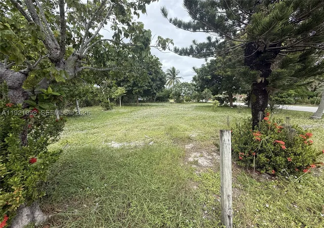 Photo 2 of Land for sale at 201 Nw 11th St, Pompano Beach, FL 33060 | MLS# A11921098 | Listing updated on 2026-08-26
