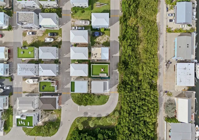 69th image of 94825 Overseas Hwy 276, Key Largo, FL 33037 | MLS# A11922731