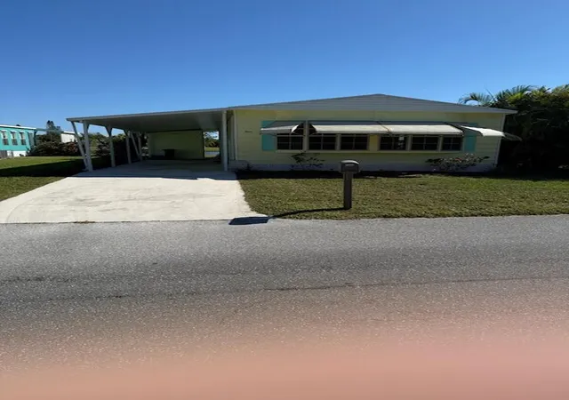 Homes for sale in Port St Lucie, FL | 4 E East Caribbean, Port St Lucie, FL 34952 | MLS# R11144479