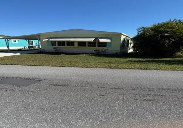 Homes for sale in Port St Lucie, FL | 4 E East Caribbean, Port St Lucie, FL 34952 | MLS# R11144479